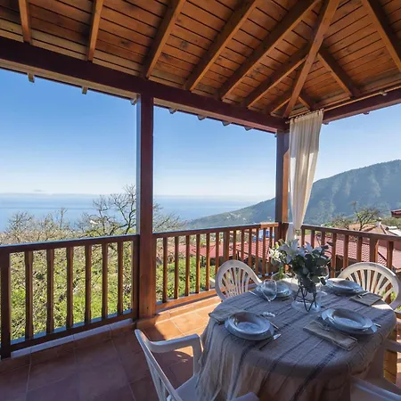 Montana Ilusion Parking ,wifi, Bbk Y Vistas Chalet *