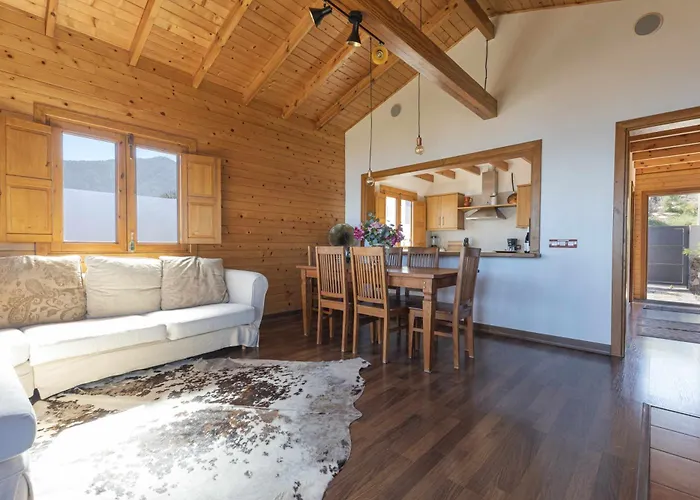 Montana Ilusion Parking ,wifi, Bbk Y Vistas. 샬레 *