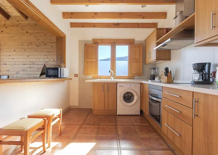 Montana Ilusion Parking ,wifi, Bbk Y Vistas. 샬레